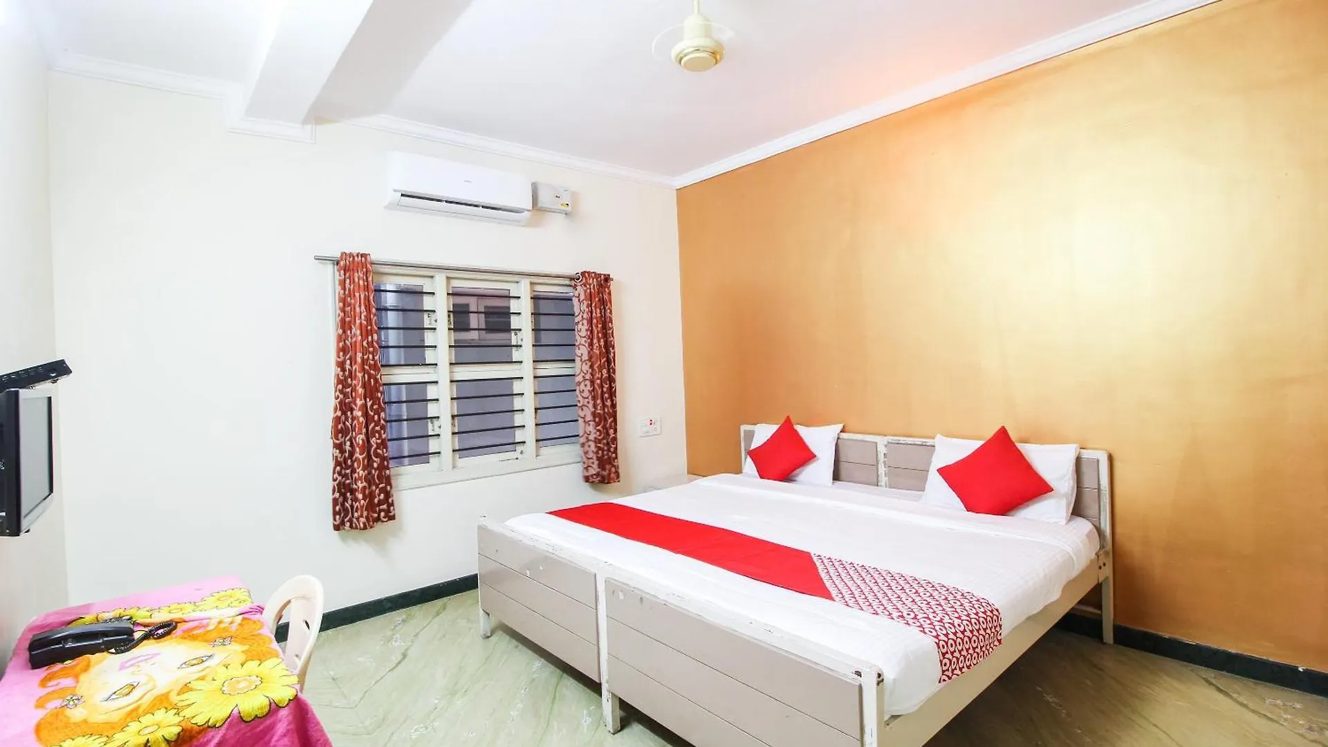 ** Hotel Oyo 14552 Kingston Residency India